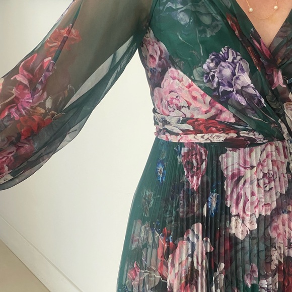 Marchesa Notte Floor Length Dress. Size 4. Original price $1100. Worn once - Picture 2 of 7